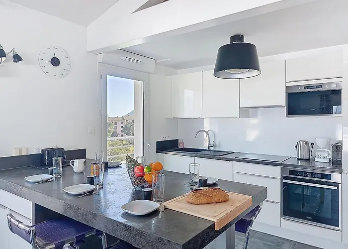 Apartment La Boetie By Interhome *